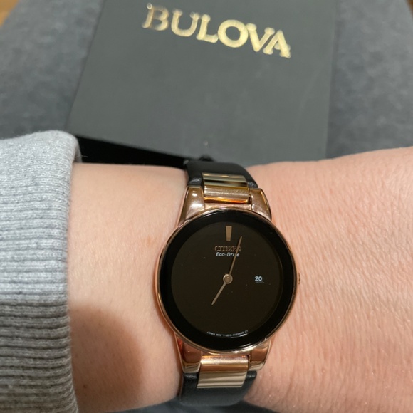 NWOT Citizen rose gold & black leather woman’s watch - Picture 8 of 9